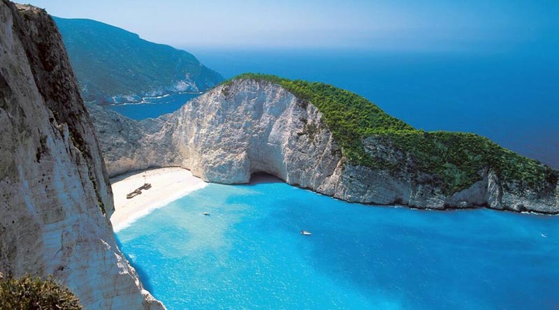 catamaran-cruising-zante-holiday-arial-view